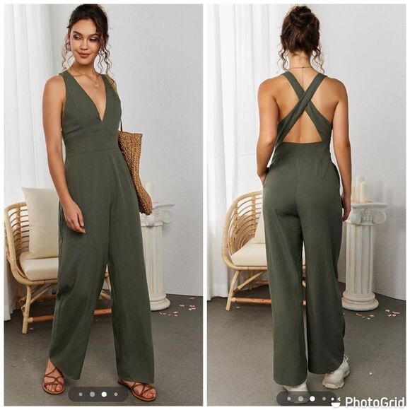 NWT URYIAO  Summer V Neck Sleeveless Cross Back Romper Elegant Bib Overalls - Picture 1 of 16